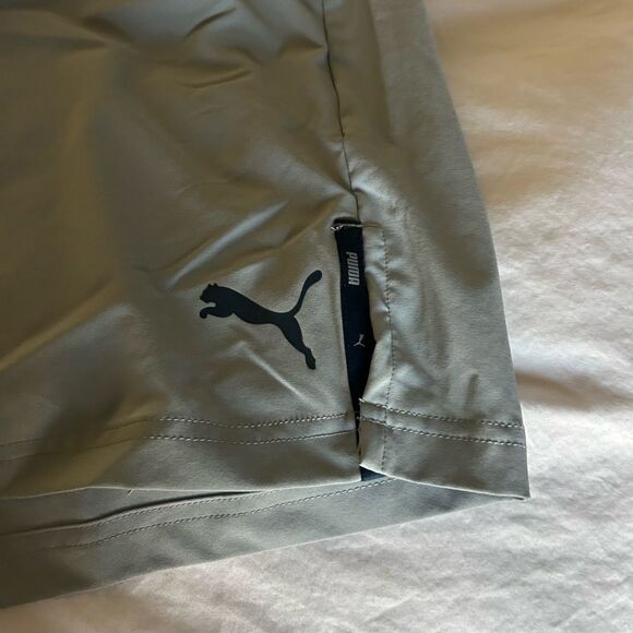 Puma Gray Athletic Shorts Lightweight Moisture-Wicking activewear, Small, NWT… - Picture 3 of 8